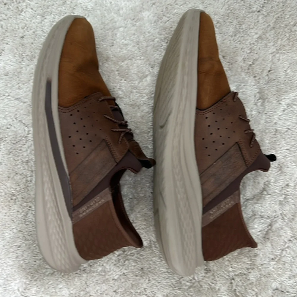 Skechers slip in Men's Tan Oxford Shoes - Picture 3 of 6